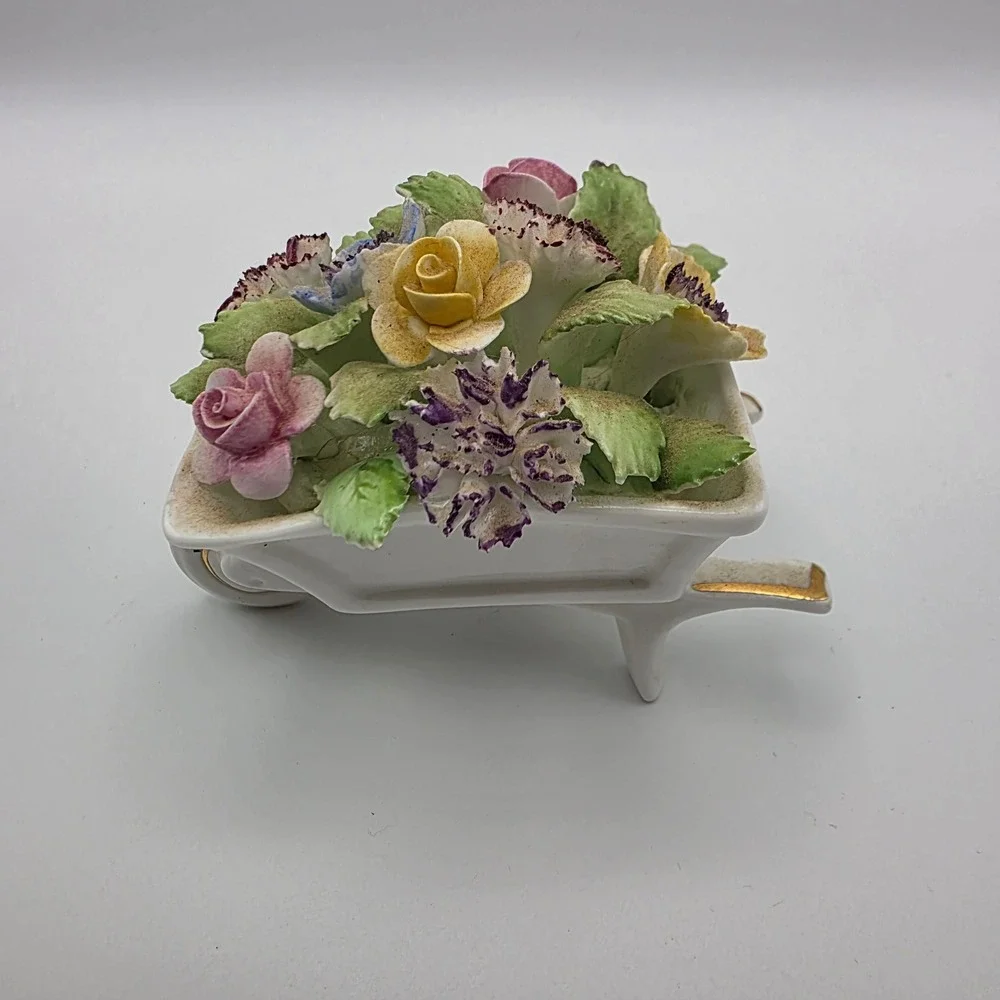 Royal‎ Adderley Floral Bone China Wheelbarrow Figurine Made in England Vintage